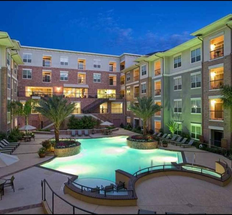 Welcome To The Suite Spot Luxury 1Bedroom Mid-Rise In Suger Land Houston Dış mekan fotoğraf