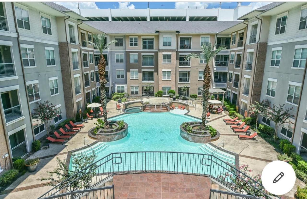 Welcome To The Suite Spot Luxury 1Bedroom Mid-Rise In Suger Land Houston Dış mekan fotoğraf