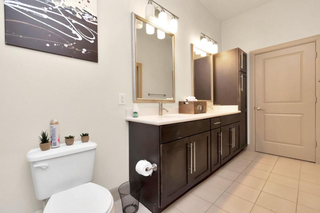 Welcome To The Suite Spot Luxury 1Bedroom Mid-Rise In Suger Land Houston Dış mekan fotoğraf